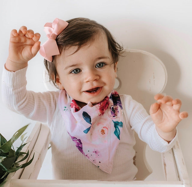 Floral Kiss - Dribble Bib